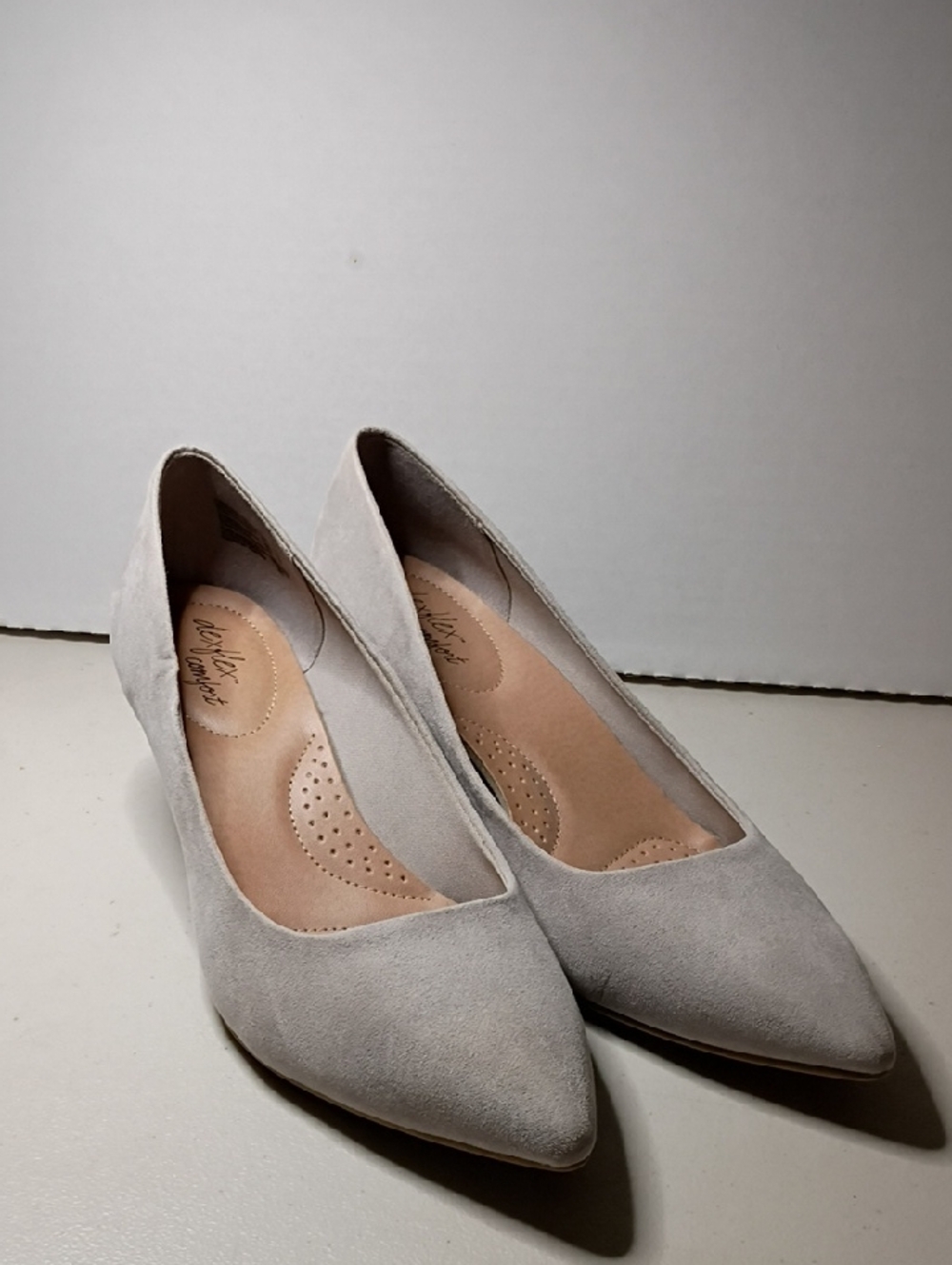 dexflex comfort Women's Pointed Toe Flats in Light Gray Suede Man Made Material